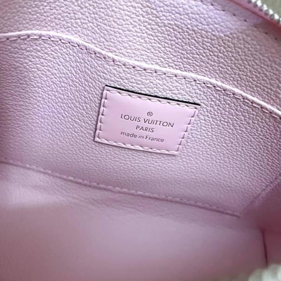 Pouch - Picture 7 of 9